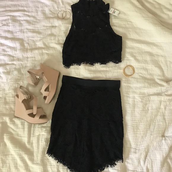 Free People Dresses & Skirts - Free People 2piece Sabina Lace Cropped Top & Skirt